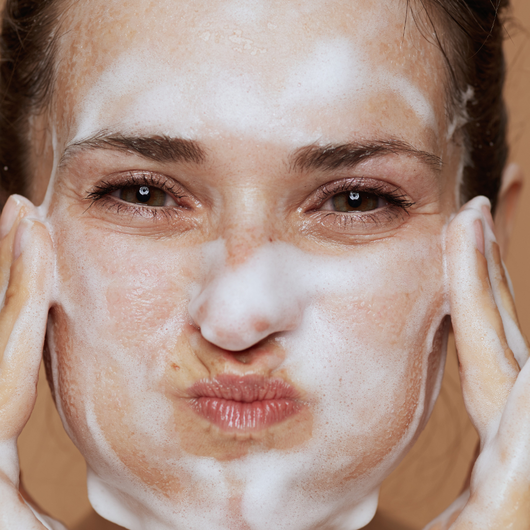 The Best Anti-Aging Facial Cleanser for Mature Skin