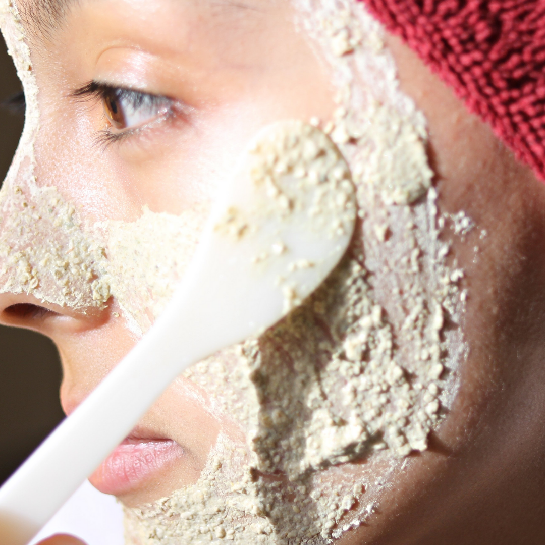 DIY Clay Mask For Acne And Dry Skin – Veenourish